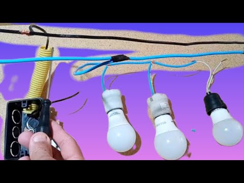 Como ligar três lâmpadas a um interruptor simples