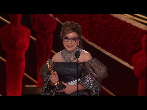 "black-panther"-wins-best-costume-design