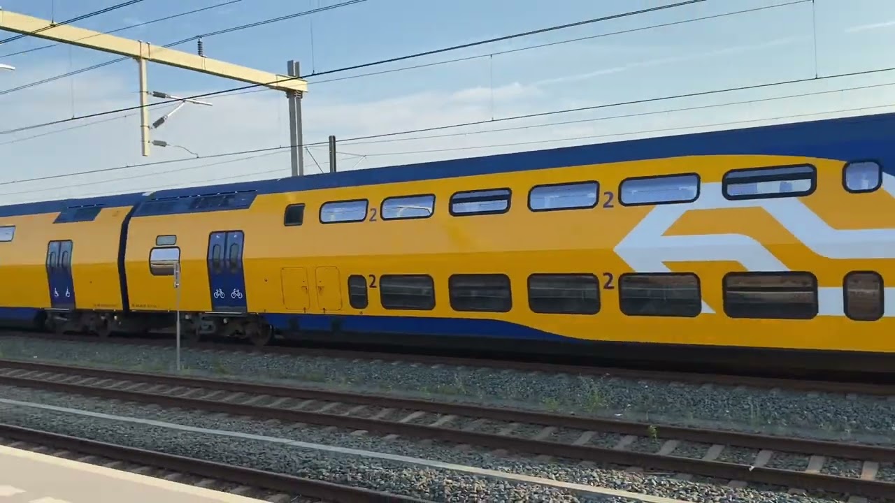 Treinen op Station Utrecht Vaartsche Rijn