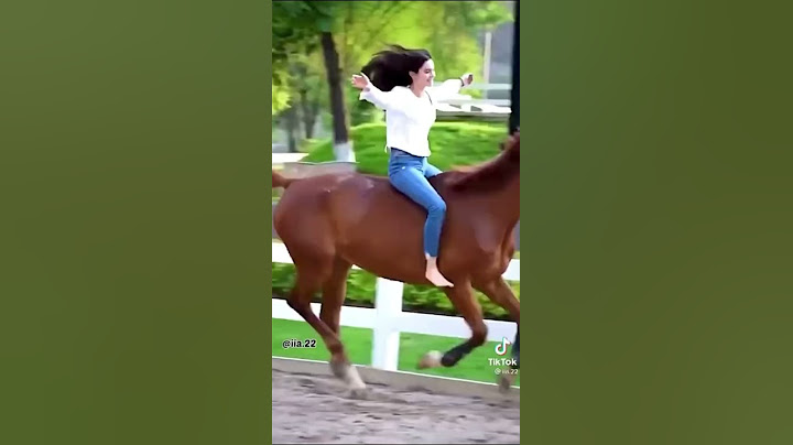 هوايتي  ركوب الخيل عند خالي خيول بس مو مدربات ما اقدر اركبهن 😭💔