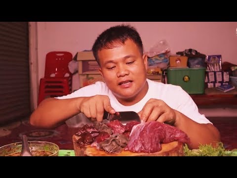 Video: Lo que come un aficionado a la comida cruda