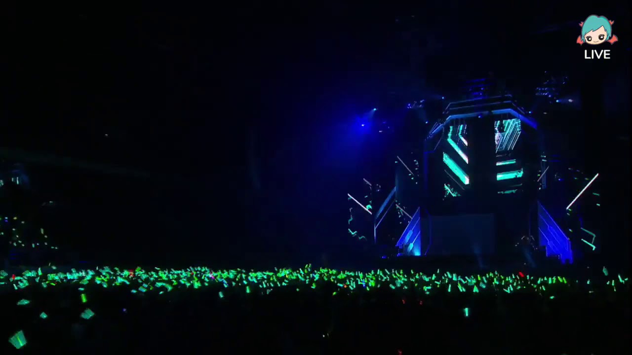 MIKU EXPO MALAYSIA 2017 - 千本桜 Senbonzakura Hatsune Miku - YouTube