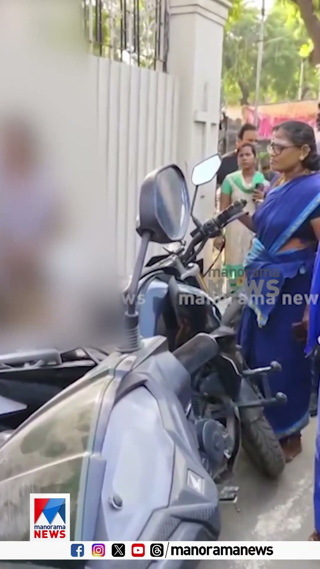 തനിച്ച് വീട്ടിലേക്കുവരാന്‍ ആവശ്യപ്പെട്ട് ജയിലര്‍; ചെരുപ്പൂരി തല്ലി പെണ്‍കുട്ടി #jailor #madurai