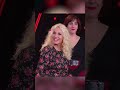 Eh niente, Arisa è così innamorata della storia d'amore di Gennaro e Mariagrazia da bloccare Nek 😂❤️