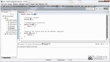 How to create a generic class in Java?