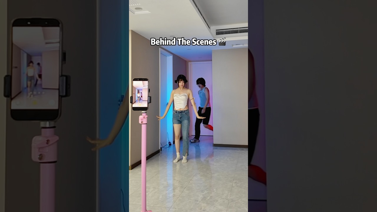 Don’t miss the cat at the end!🤣🐱#zoey #kpopdemonhunters #dance #funny #couple