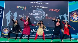 RAGHU ENGINEERING COLLEGE GIRLS DANCE PERFORMANCE || MASS SONGS || CHAKRAVYUH2K23 || REMIX SONGS ||