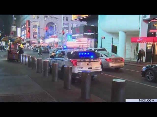 Man Stabbed In Head In Times Square Police