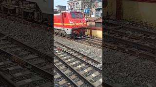 Red Colour Painted WAP 4 Locomotive Leads Kolkata Lalgola Hazarduari Express | #shorts