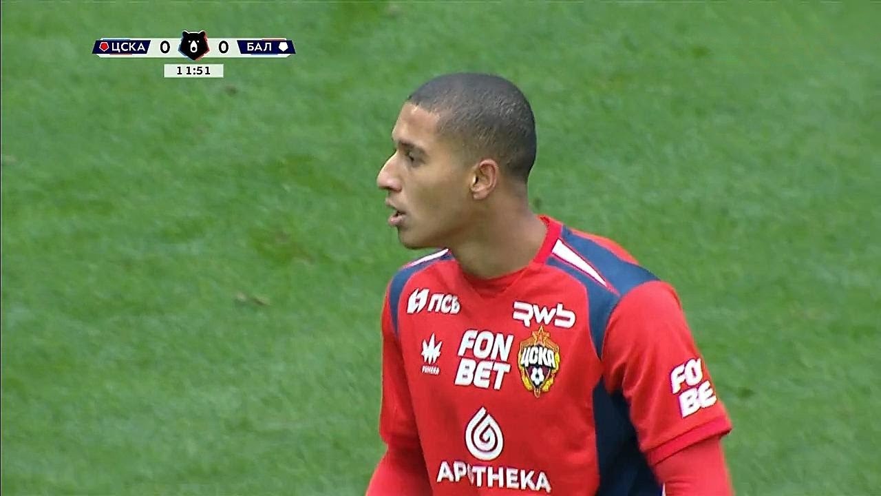 PRIMEIRA PARTIDA COMO TITULAR DE HENRIQUE CARMO NO CSKA