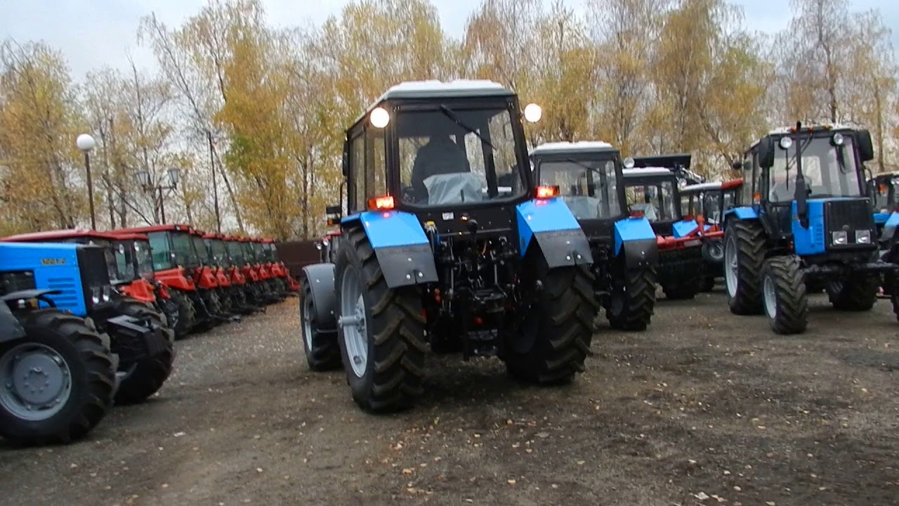 Работа мтз видео. Беларус 1221 с сеялкой. MTZ 1221.2 Maqazin. Доминант трактора МТЗ. Беларус 1221 продаёт.