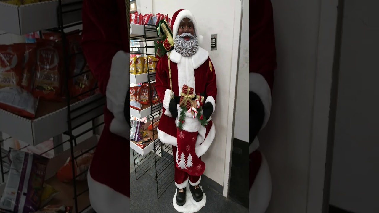 Black Santa Clause at CVS 👦🏾 YouTube