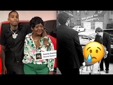 FunnyMike Gma Momo Died😢 FunnyMike Cry 😭 Macei , Jay , Jslutty React To The Death Of Momo💔