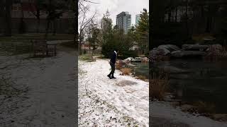 Moon walk in the snow 😎#shorts #vlog #shuffledance #moonwalk #dance #canada #winter #merrychristmas