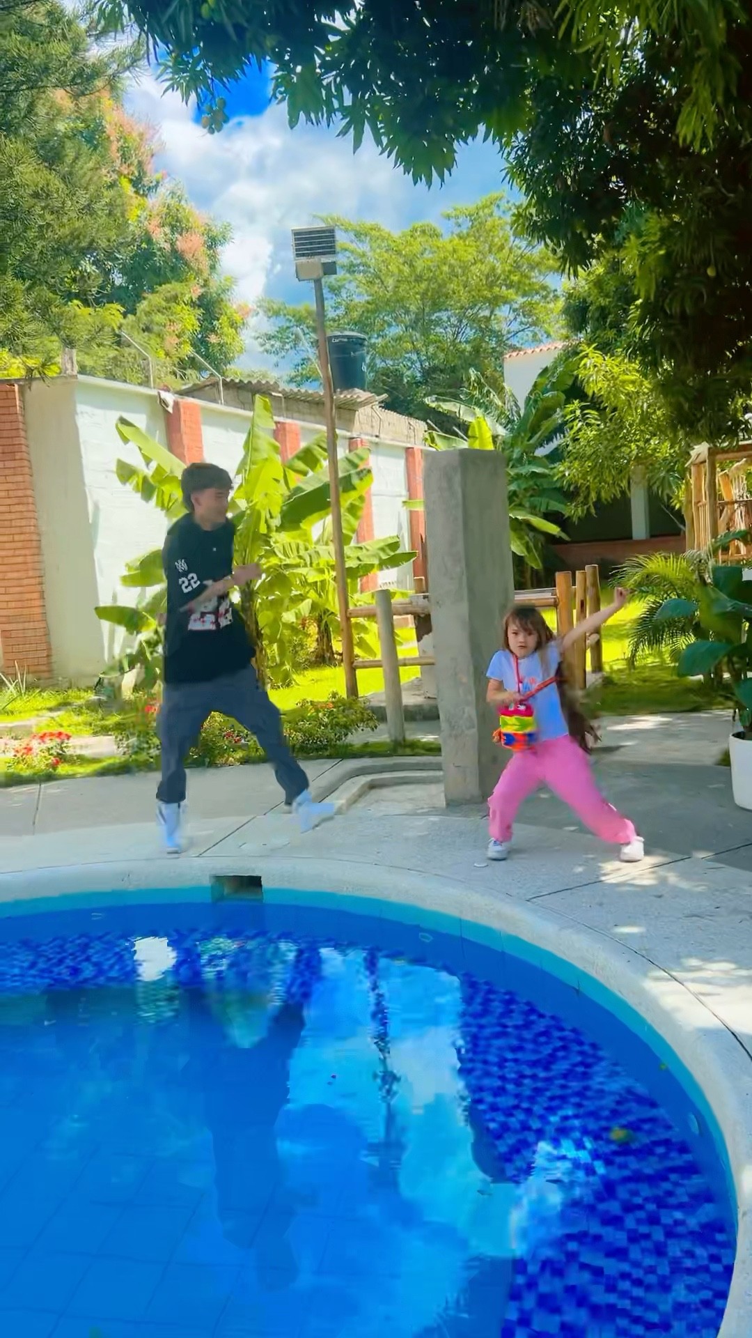 Mi familia #humor #cosasdefamilia #comedia #shortviral
