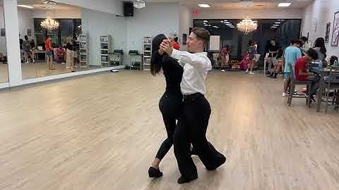 Foxtrot - Outside Swivel - follower how to swivel