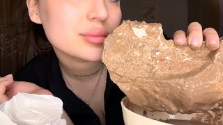 ASMR 🍫Природный мел в шоколадкой пасте 🍫АСМР 💦 осторожно чавканье 💦#asmr