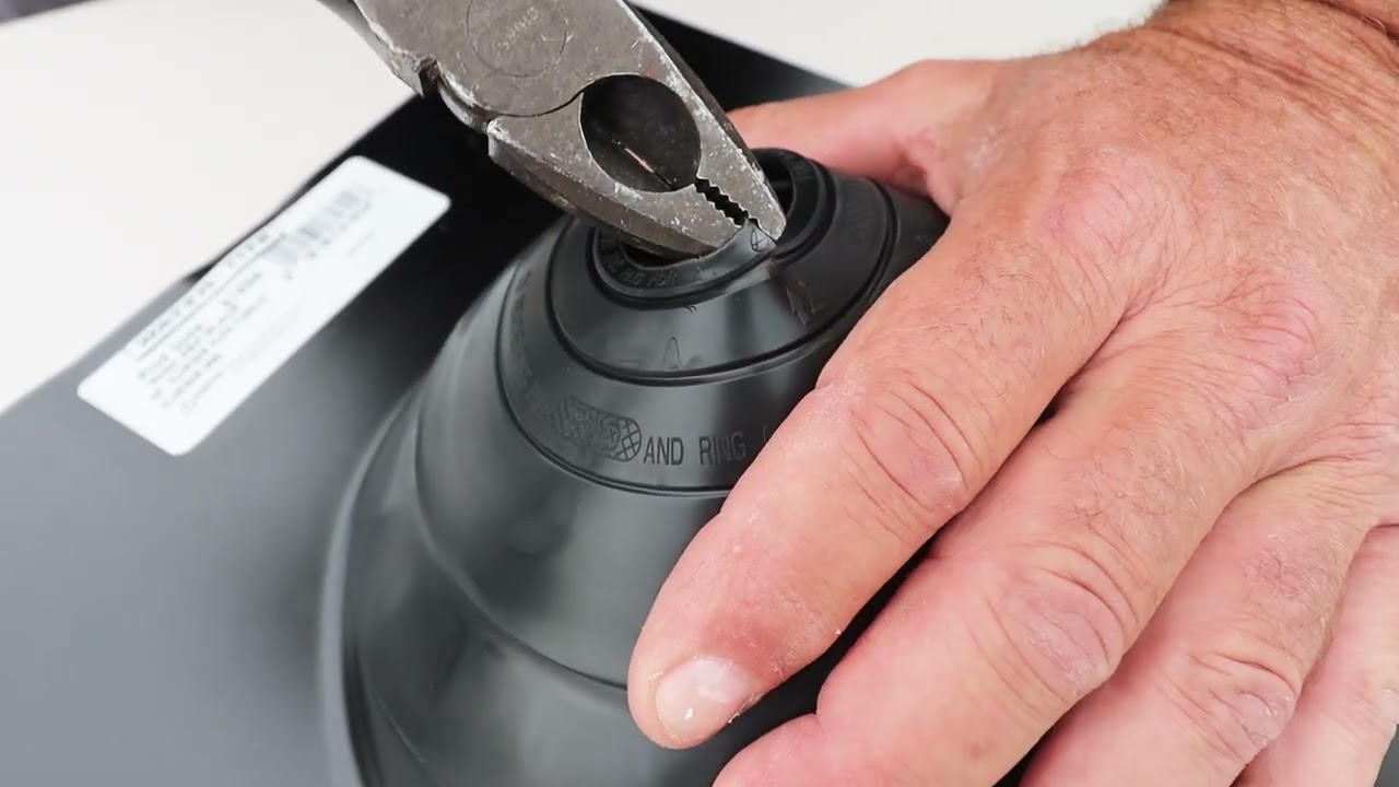 How to use the IPS 4N1 Pipe Flashing