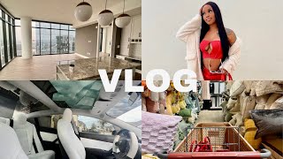 WEEKLY VLOG: We’re Moving, Finally Got Tesla Back, New Home Decor, Packing, and More