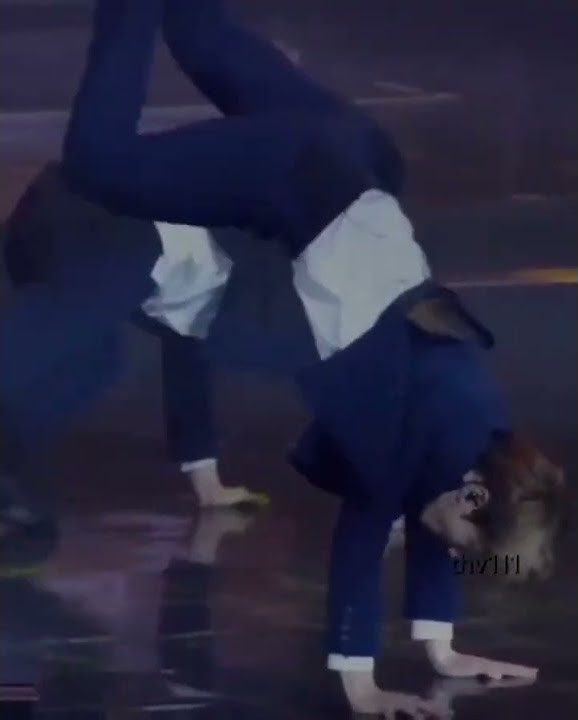 Jungkook hip thrust 😩🔞