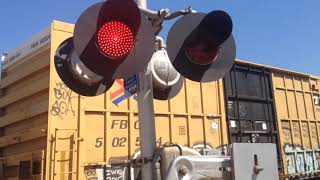 Whittier Street railroad crossing, UP 5412 Manifest, Whiting, IA Whittier Street railroad crossing, UP 5412 Manifest, Whiting, IA