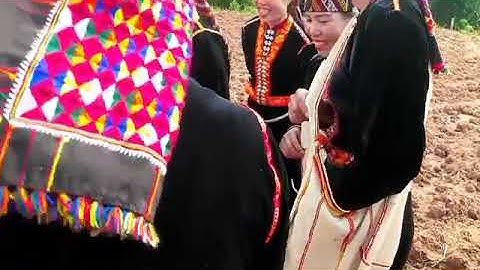 Lễ Tra hạt của người Khơ Mú