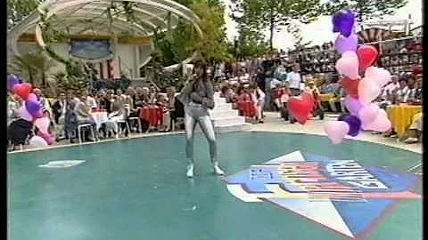 Sandy Kandau - Young Hearts Run Free 1995