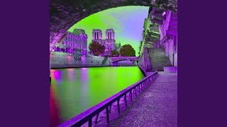 Understated Backdrops for Reflection Sounds