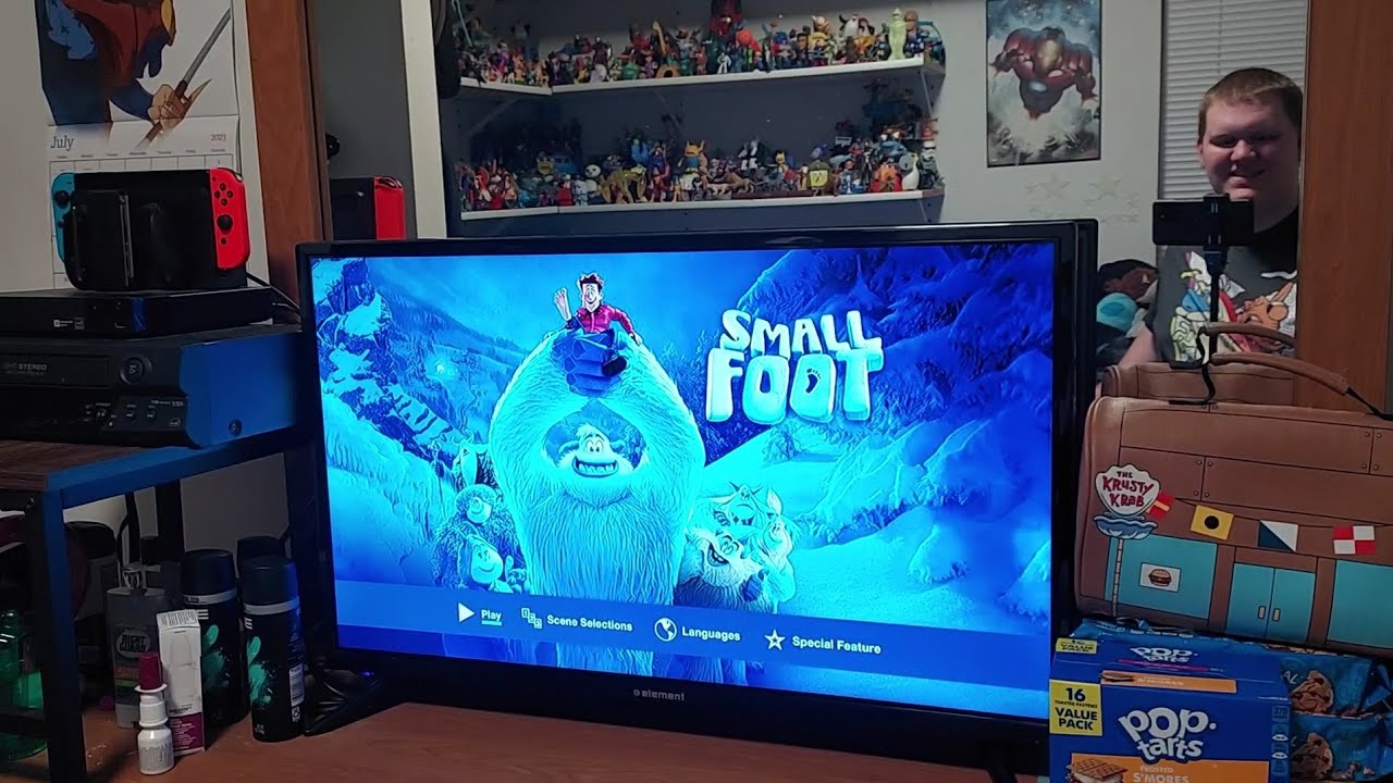 Menu Walkthrough Of SmallFoot DVD From 2018 ️🌨🥾🦶 YouTube