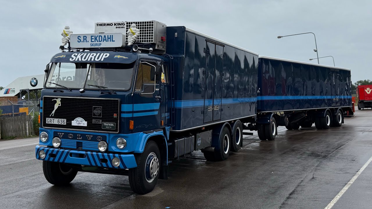 1973 Volvo G89 (Interior)