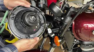 Royal Enfield Meteor 350 Headlight Cleaning