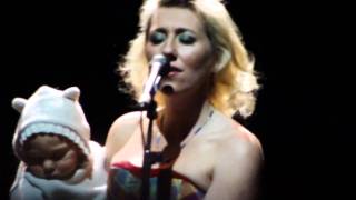 Rufus &amp; Martha Wainwright Poses (Royal Albert Hall 22 Nov 2010)