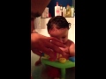 Lenny prend son bain