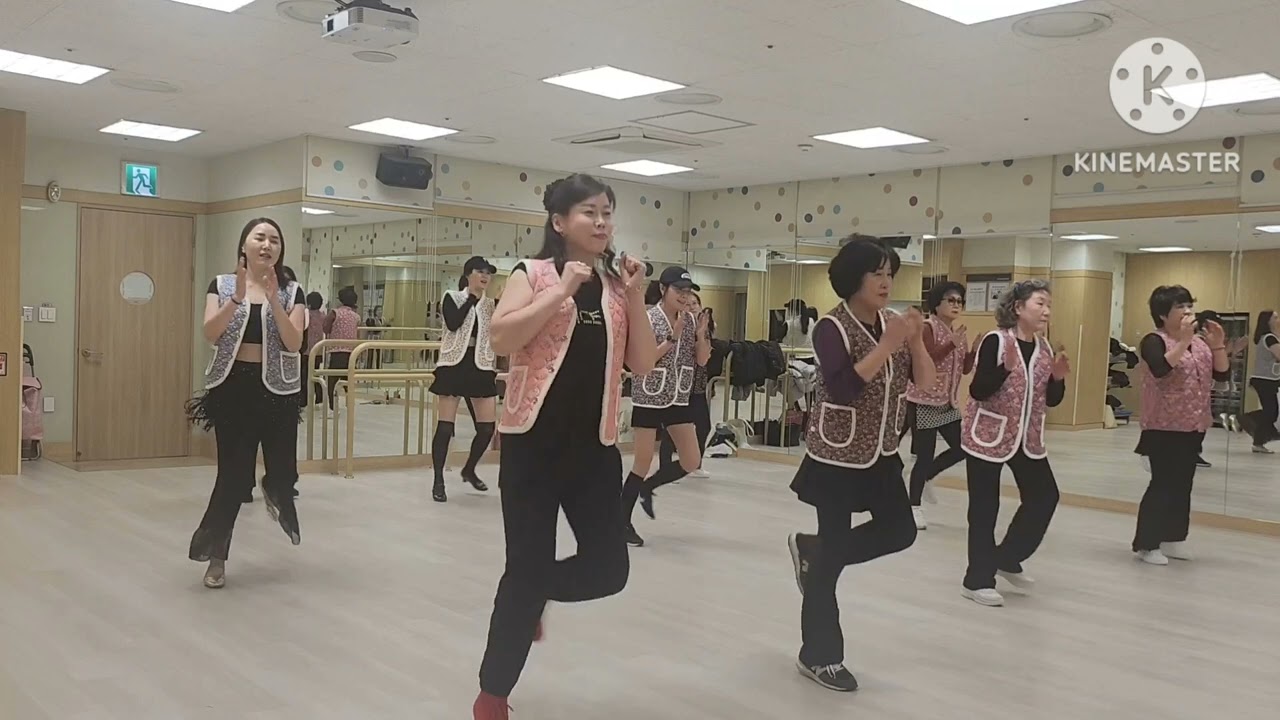 힐링 라인댄스  회원 여러분 겨울학기까지 함께 하시느라 수고 하셨습니다.❤️ 즐거운 라인  쭈욱 화이팅해요🥰 IS 고양 라인댄스