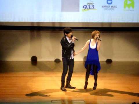 huang-jinglun-&-shi-xin-hui-sings-yi-shun-jian