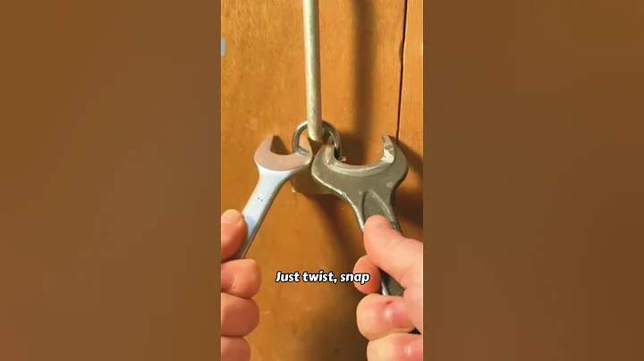 Tricks to open the padlock if the key is lost #diy #diycrafts