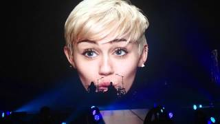 Miley Cyrus- Opening( SMS) Bangerz Tour in Puerto Rico