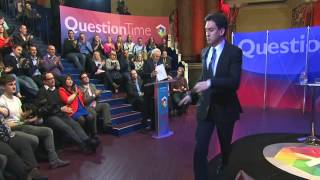 Ed Milliband tripping (Leaders Question Time - 30.04.2015)