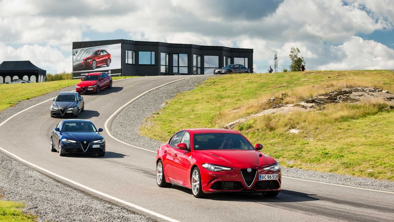 Alfa Romeo Giulia - Commercial Training 2016 - YouTube