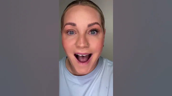 Love lashes but not the salon price? 💸 Get the look for less with Luxe DIY Lash Extensions Kit!