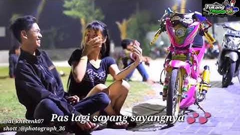 Jangan pernah menyia-nyiakan orang yang tulus mencintaimu