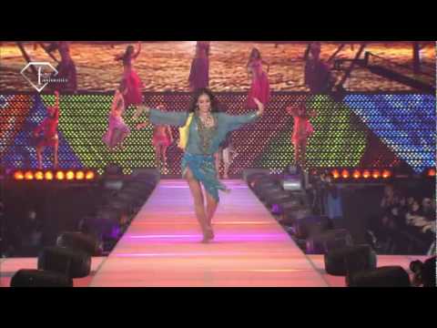 fashiontv | FTV.com - TOKYO GIRLS COLLECTION SPRING/SUMMER 2010 3