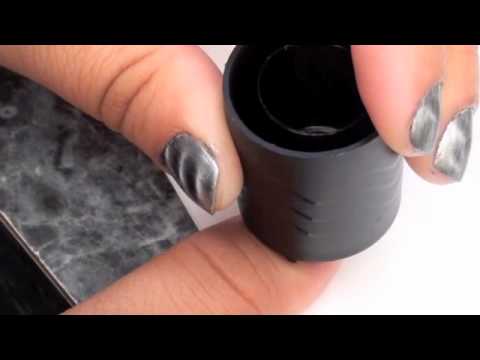 Manicuring: Magnet nail design in minutes: COOL