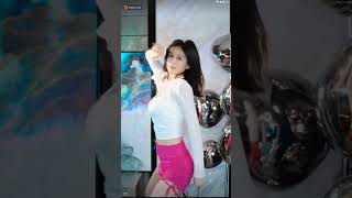 奶茶妹没文化传媒20231015201321