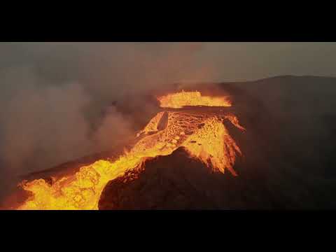 HOT ICELAND VOLCANO