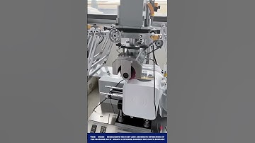 Smart automatic labeling machine wrapping stickers for product identification