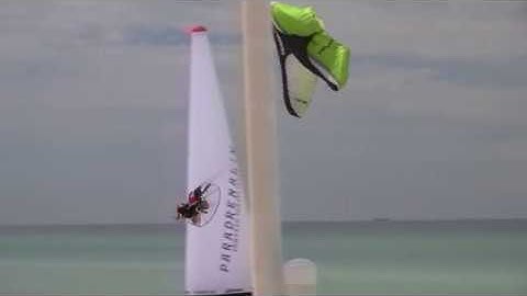 Paramotor fully accelerated crash