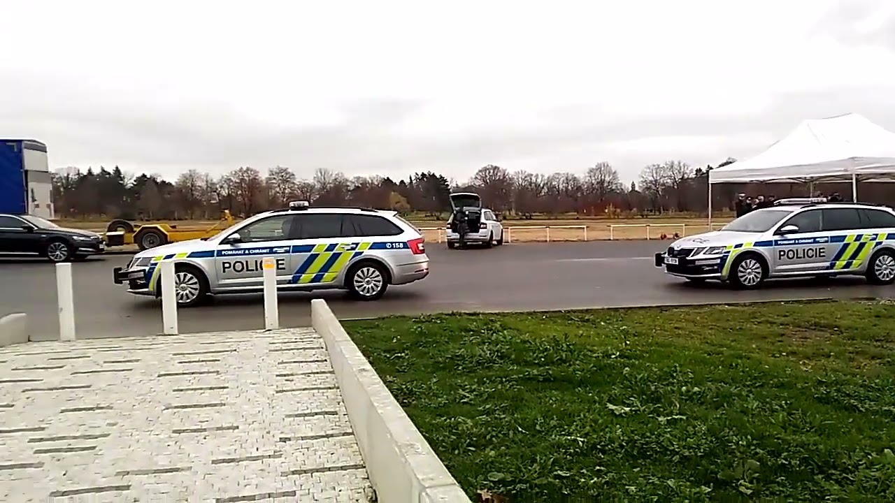 Policie - Nová auta 2019 / Czech Police Introduce New Patrol Cars After 10 Years