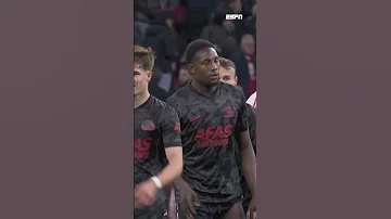 Wout WEGHORST weigert Wouter GOES een HANDJE te geven ???