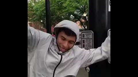 Dropping a sick beat using the button at the pedestrian crossing.
